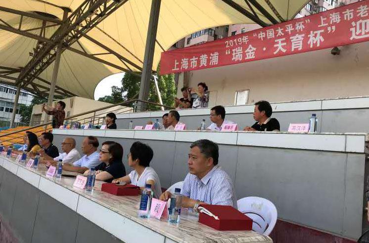 上海市社區(qū)<a href=http://m.cnzcn.net.cn target=_blank class=infotextkey>健身</a>俱樂部