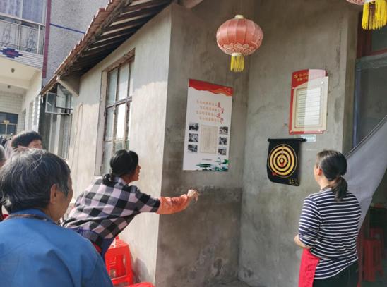 上海市社區(qū)<a href=http://m.cnzcn.net.cn target=_blank class=infotextkey>健身</a>俱樂部