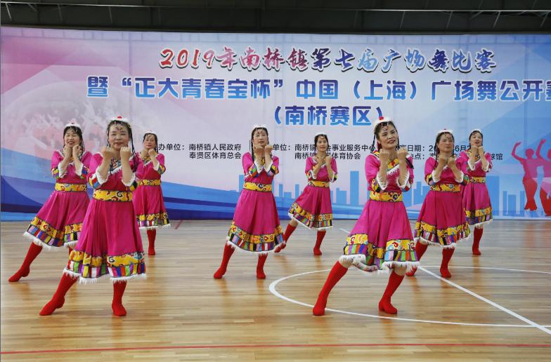 上海市社區<a href=http://m.cnzcn.net.cn target=_blank class=infotextkey>健身</a>俱樂部