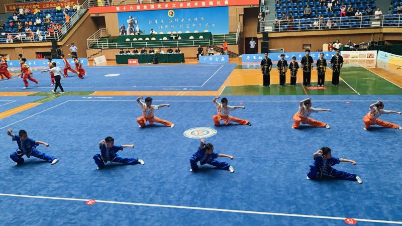 上海市社區<a href=http://m.cnzcn.net.cn target=_blank class=infotextkey>健身</a>俱樂部