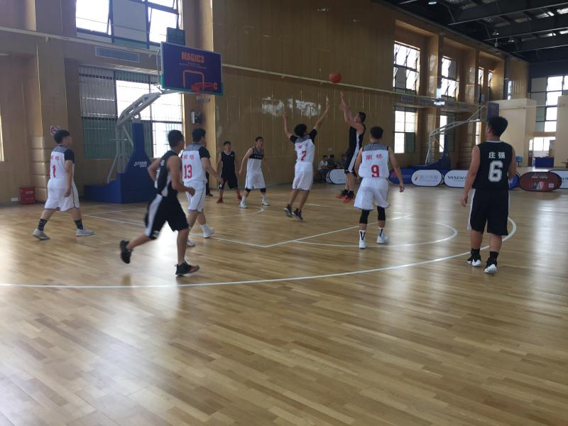 上海市社區(qū)<a href=http://m.cnzcn.net.cn target=_blank class=infotextkey>健身</a>俱樂部