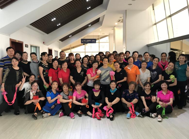 上海市社區<a href=http://m.cnzcn.net.cn target=_blank class=infotextkey>健身</a>俱樂部