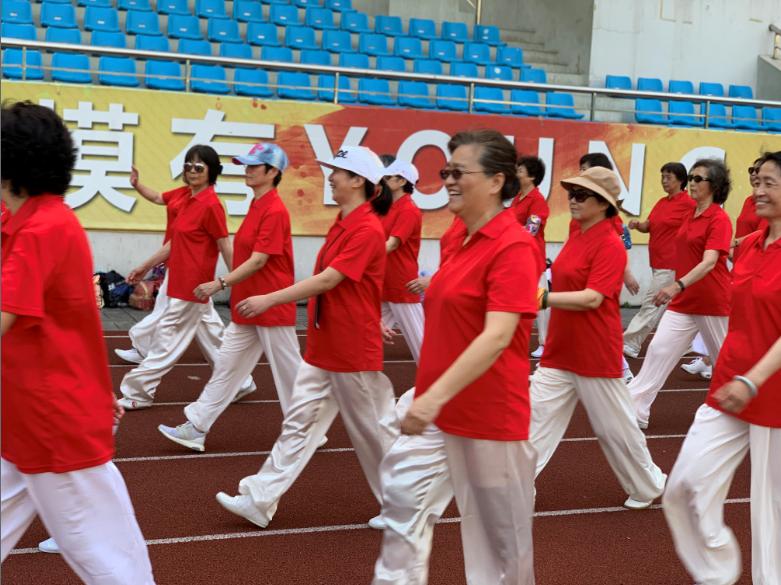 上海市社區<a href=http://m.cnzcn.net.cn target=_blank class=infotextkey>健身</a>俱樂部