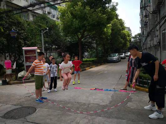 上海市社區<a href=http://m.cnzcn.net.cn target=_blank class=infotextkey>健身</a>俱樂部