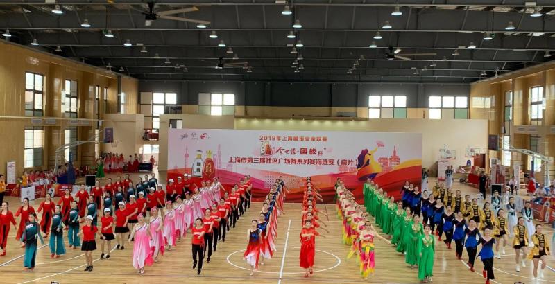 上海市社區(qū)<a href=http://m.cnzcn.net.cn target=_blank class=infotextkey>健身</a>俱樂部