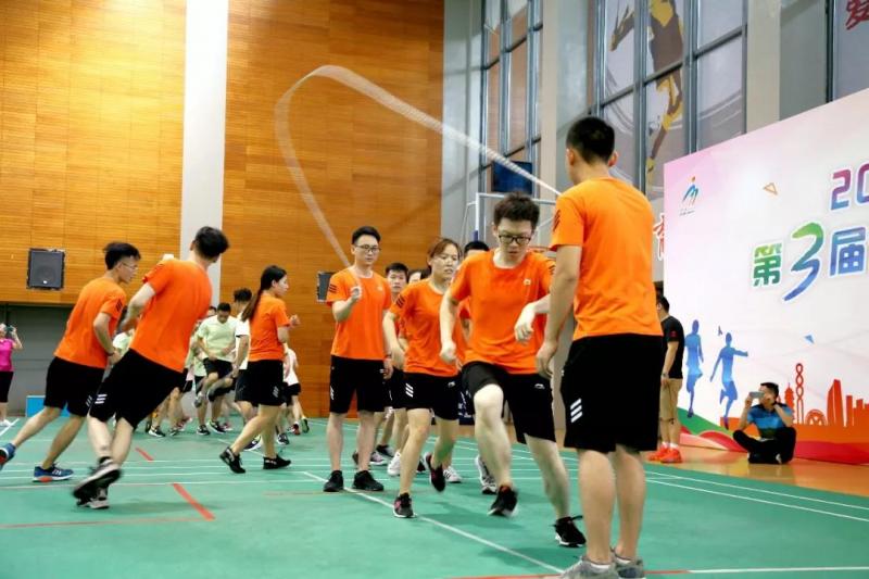 上海市社區(qū)<a href=http://m.cnzcn.net.cn target=_blank class=infotextkey>健身</a>俱樂部