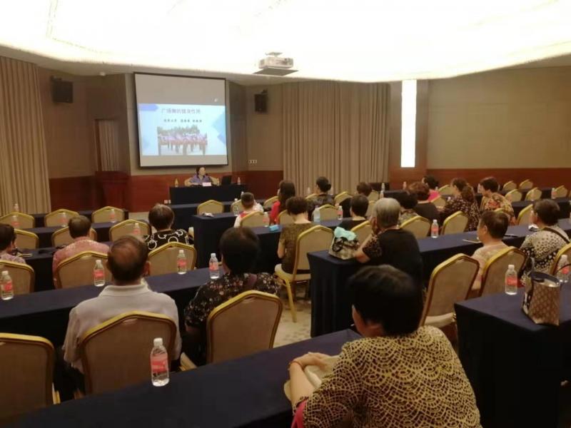 上海市社區<a href=http://m.cnzcn.net.cn target=_blank class=infotextkey>健身</a>俱樂部