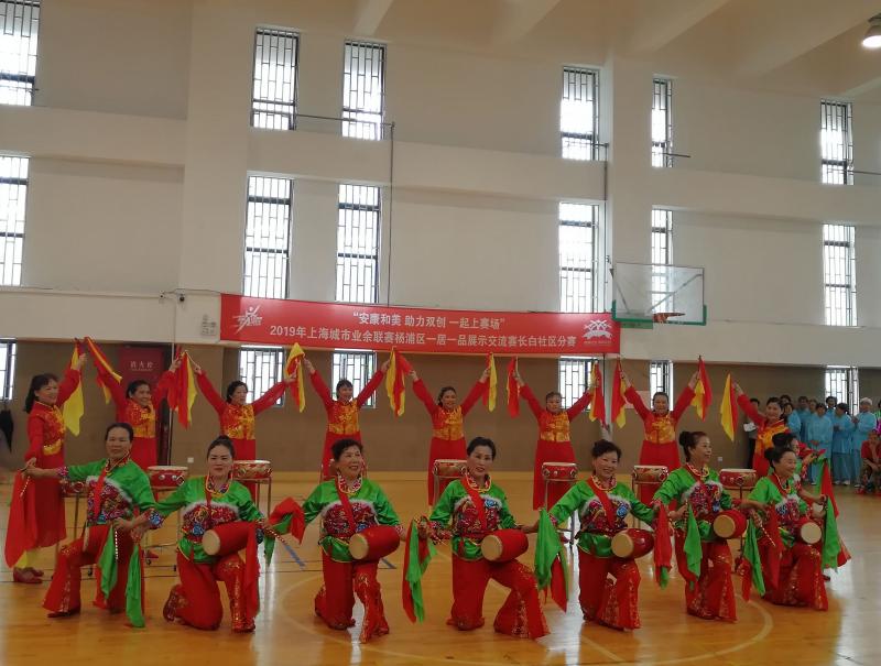 上海市社區<a href=http://m.cnzcn.net.cn target=_blank class=infotextkey>健身</a>俱樂部