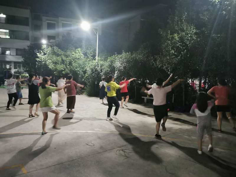 公益體彩在你身邊：邵陽雨溪社區——搭起老百姓身邊的<a href=http://m.cnzcn.net.cn target=_blank class=infotextkey>健身</a>廣場