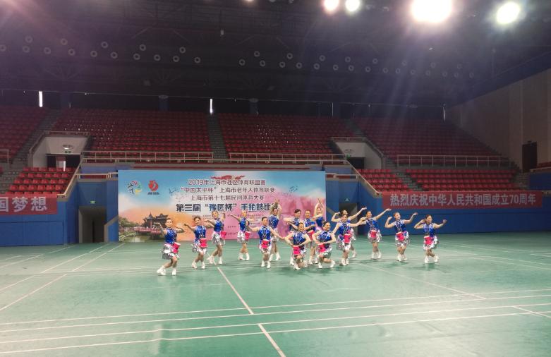 上海市社區(qū)<a href=http://m.cnzcn.net.cn target=_blank class=infotextkey>健身</a>俱樂部