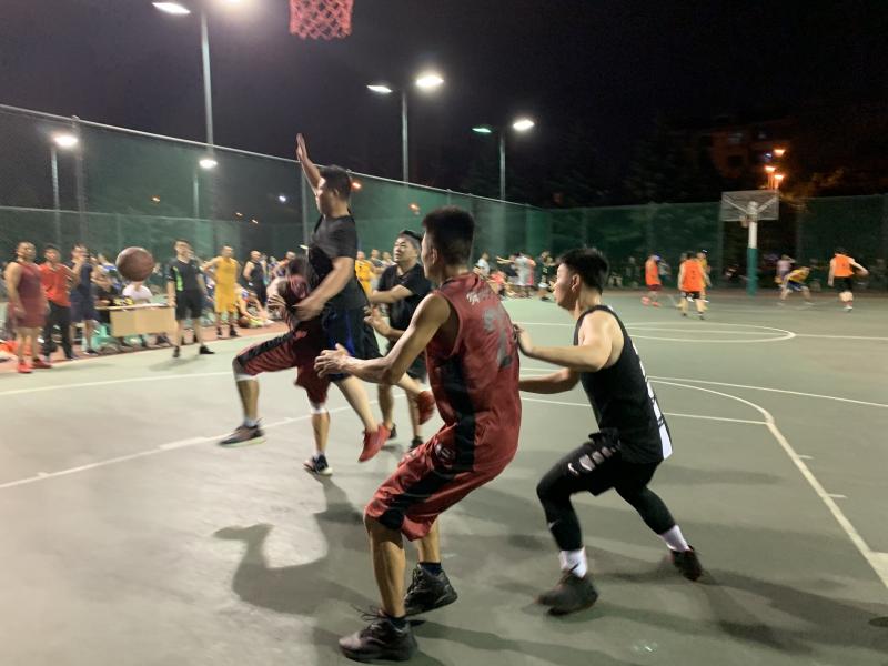 上海市社區<a href=http://m.cnzcn.net.cn target=_blank class=infotextkey>健身</a>俱樂部