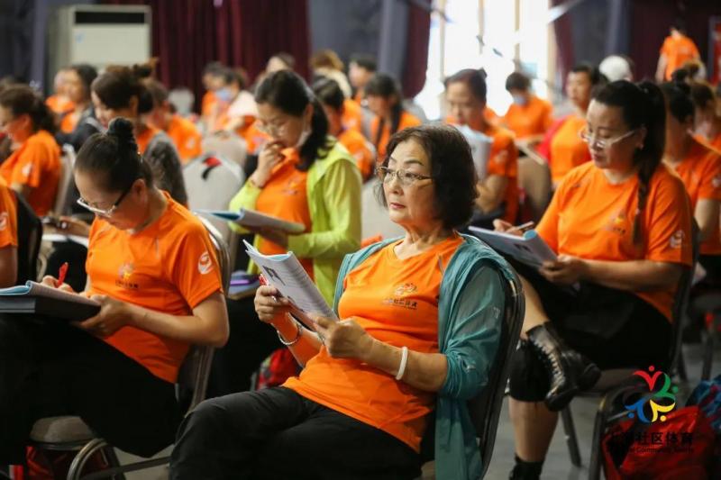 上海市社區<a href=http://m.cnzcn.net.cn target=_blank class=infotextkey>健身</a>俱樂部