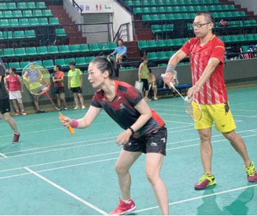 上海市社區<a href=http://m.cnzcn.net.cn target=_blank class=infotextkey>健身</a>俱樂部