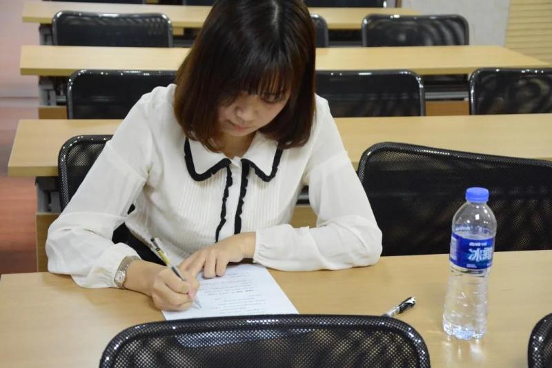 上海市社區<a href=http://m.cnzcn.net.cn target=_blank class=infotextkey>健身</a>俱樂部