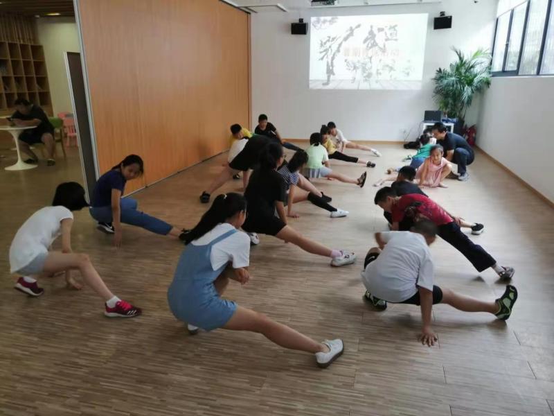 上海市社區<a href=http://m.cnzcn.net.cn target=_blank class=infotextkey>健身</a>俱樂部