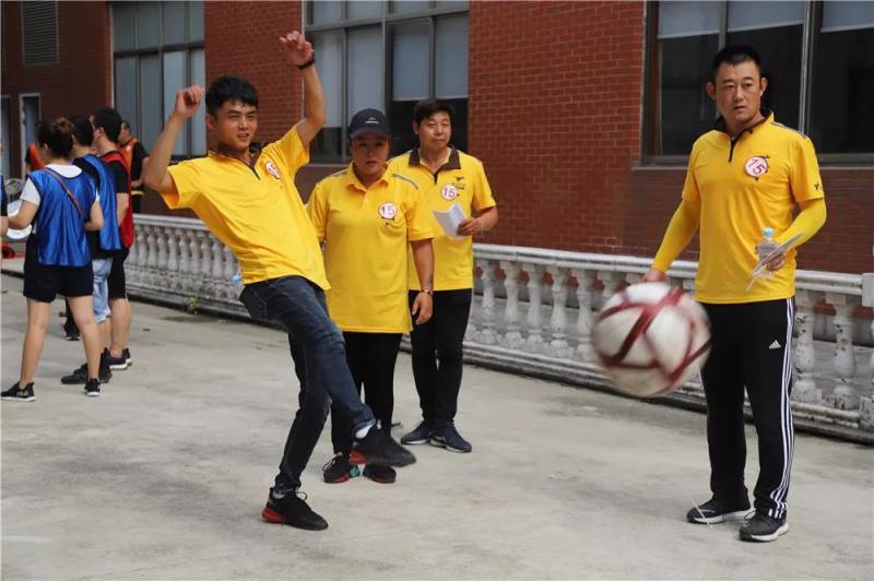 上海市社區<a href=http://m.cnzcn.net.cn target=_blank class=infotextkey>健身</a>俱樂部