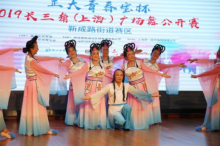 上海市社區<a href=http://m.cnzcn.net.cn target=_blank class=infotextkey>健身</a>俱樂部