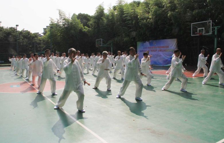 上海市社區<a href=http://m.cnzcn.net.cn target=_blank class=infotextkey>健身</a>俱樂部