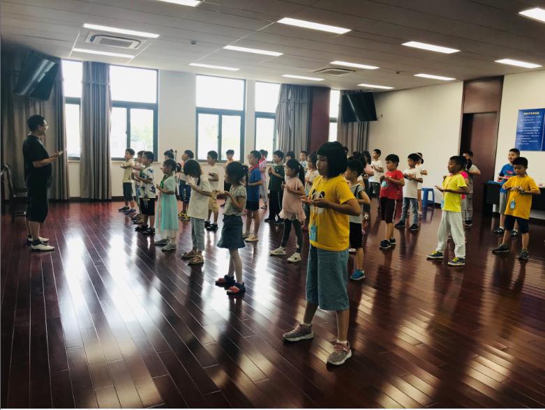 上海市社區<a href=http://m.cnzcn.net.cn target=_blank class=infotextkey>健身</a>俱樂部