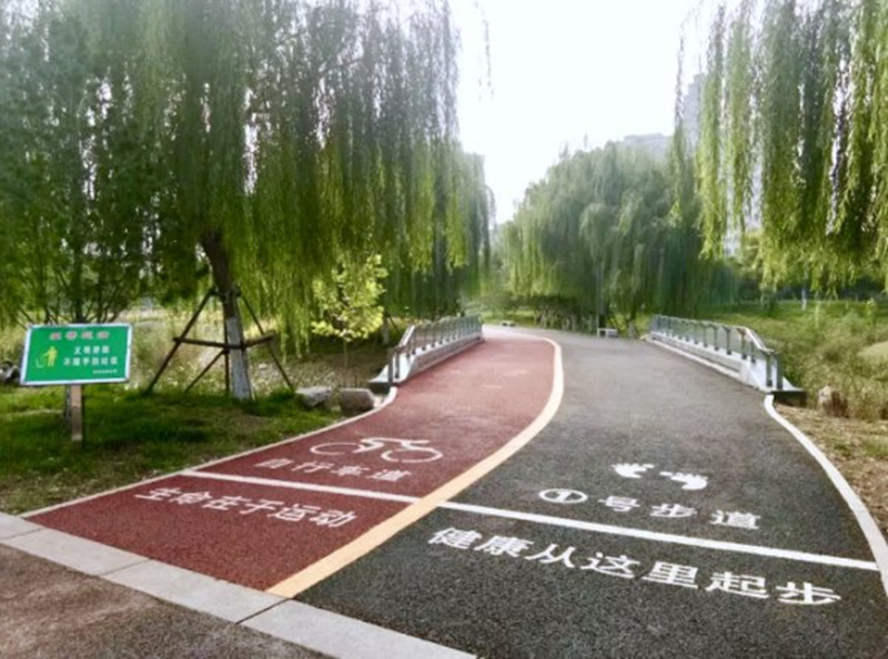 <a href=http://m.cnzcn.net.cn target=_blank class=infotextkey>健身</a>場(chǎng)館