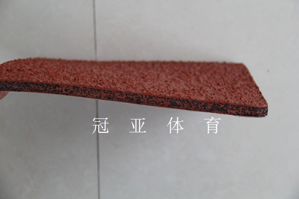 混合型<a href=http://m.cnzcn.net.cn target=_blank class=infotextkey>塑膠跑道</a>