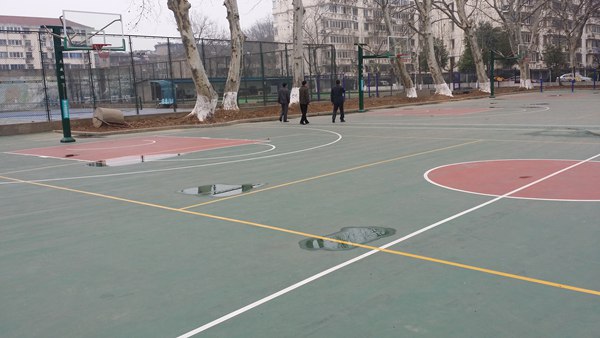 <a href=http://m.cnzcn.net.cn target=_blank class=infotextkey>硅PU</a>籃球場