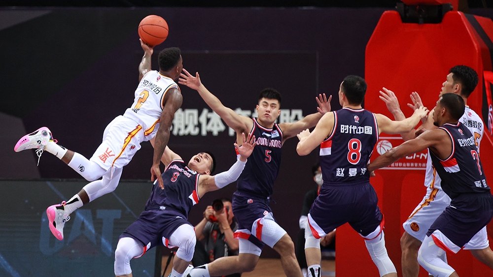 【CBA】兩分險勝山西，廣州隊獲首勝