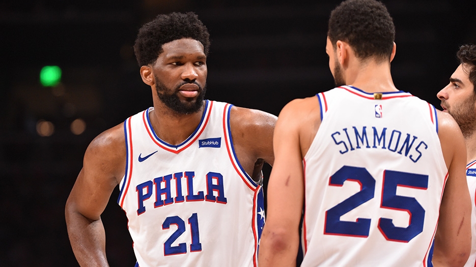 【NBA】差距！在西蒙斯鬧劇同時(shí)，他卻帶傷作戰(zhàn)