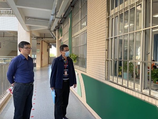 開發區中心小學接受中山市2021年下半年教育“五項管理”專項督導第五片區交流督導工作