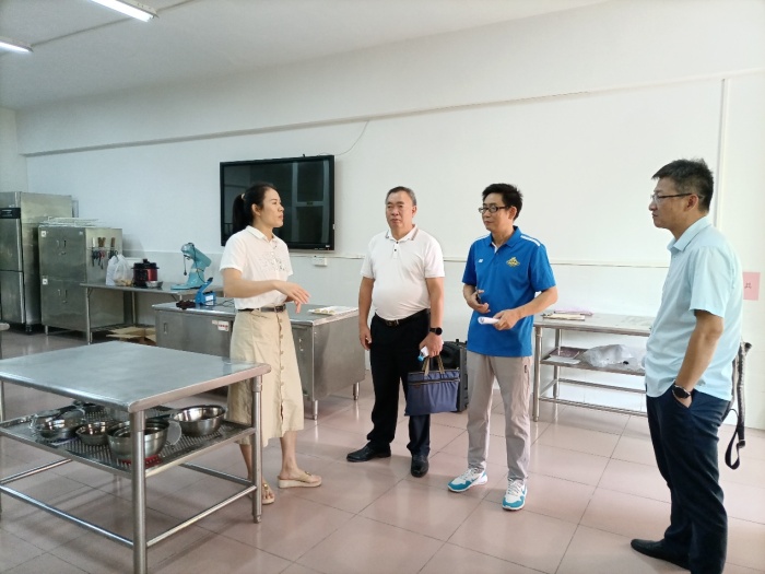 中山市教育教學研究室深入建斌職校開展高水平中職項目調研