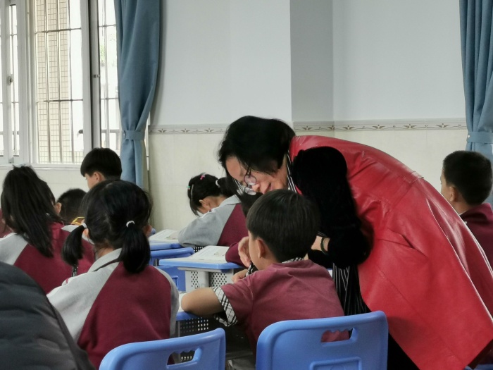 因勢利導(dǎo)，順學而教