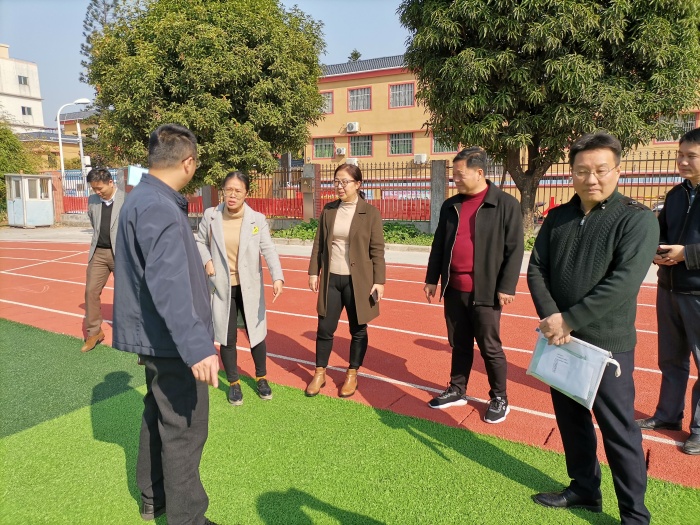 沙溪鎮年度考評工作組赴華強學校檢查指導工作