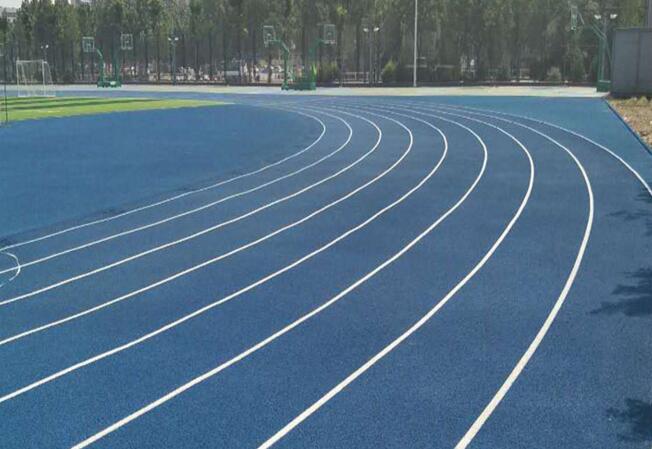 田徑場<a href=http://m.cnzcn.net.cn target=_blank class=infotextkey>塑膠跑道</a>