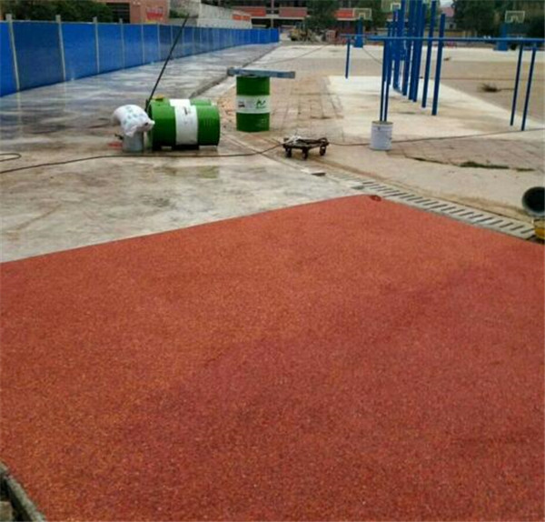 epdm透氣型<a href=http://m.cnzcn.net.cn target=_blank class=infotextkey>塑膠跑道</a>