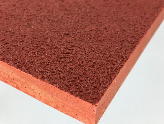 自結紋塑膠跑道