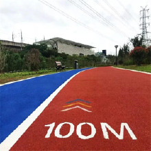 厚冠透氣型塑膠跑道發貨快 河北下花園學校塑膠跑道 學校操場塑膠跑道