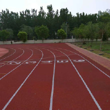 透氣型塑膠跑道、混合型塑膠跑道、復合型塑膠跑道、硅PU 籃球場材料、丙烯酸網球場、廣東惠的球場塑膠跑道材料供應廠家