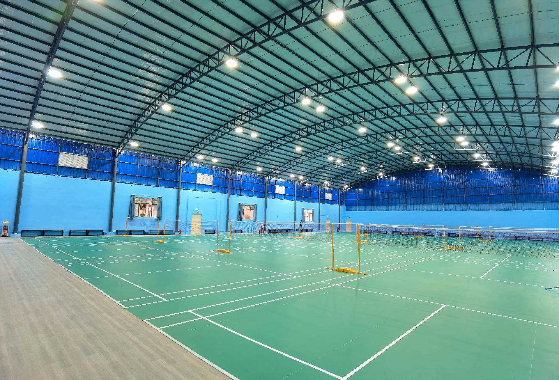 尚創羽毛球館