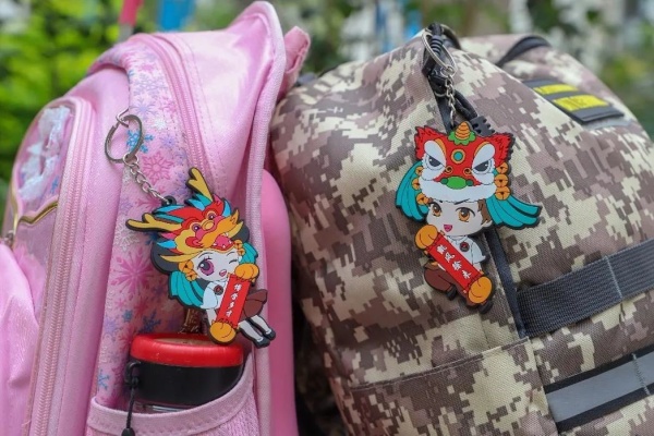 愛不釋手！火炬開發(fā)區(qū)博凱小學(xué)“明星同學(xué)”閃亮登場(chǎng)