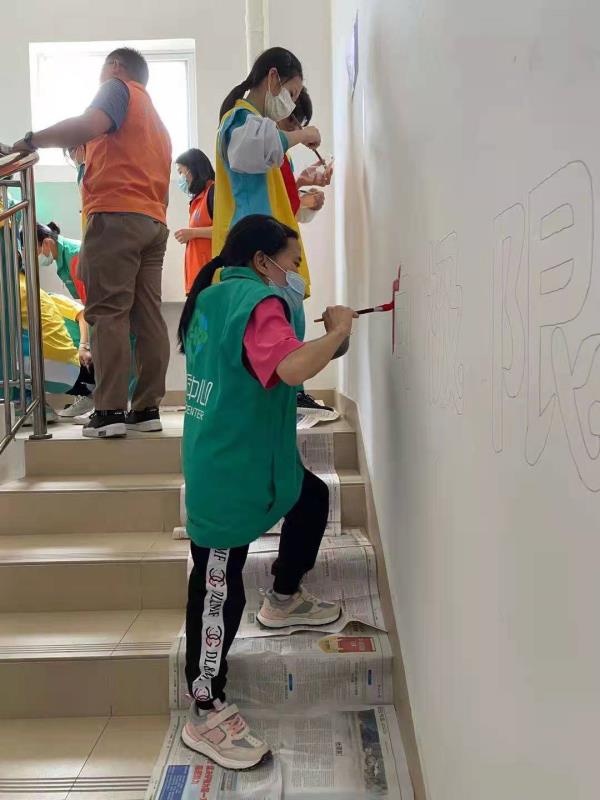 慶建黨百年，學雷鋒精神