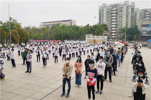 2134名學生來火炬區一中接受核酸檢測