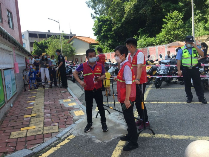 疫情緊，不休假，挺在前，共奮戰(zhàn)