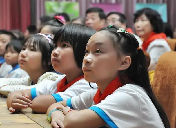 中小學生有望迎來“新假期”，教育部做出回應，家長給予全力支持