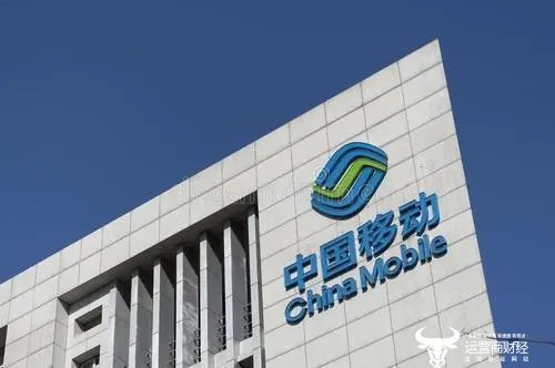 有人非要質疑運營商的“校訊通”業務 但某地神回復：“自愿”