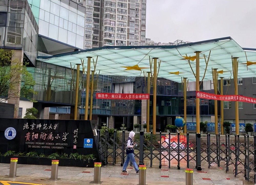 7歲女孩家長把自己描述得很偉大！都是別人的錯嗎？只怕未必！