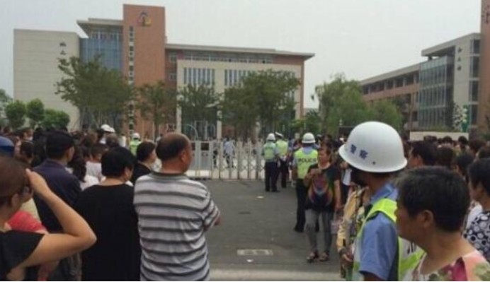 江蘇：3名女學生從5樓墜落，醫療專家連夜搶救上演“生死時速”