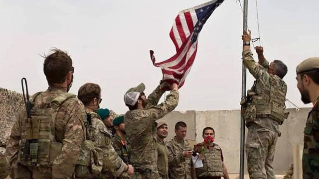 遭“背后捅刀”后，法國斥英國“奴性”，稱無法再信任澳大利亞