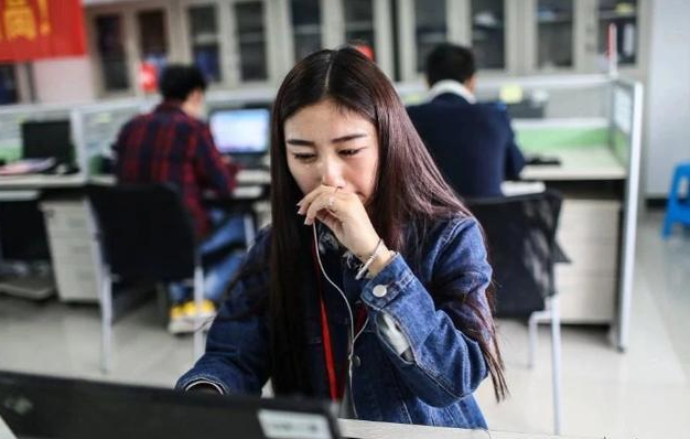 大一新生剛入學不到一周，就被校方通知退學，只因體檢不合格