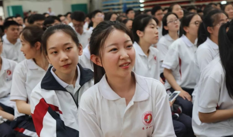 新高考“受歡迎”選科組合，覆蓋面廣且易拿高分，學(xué)生需權(quán)衡利弊