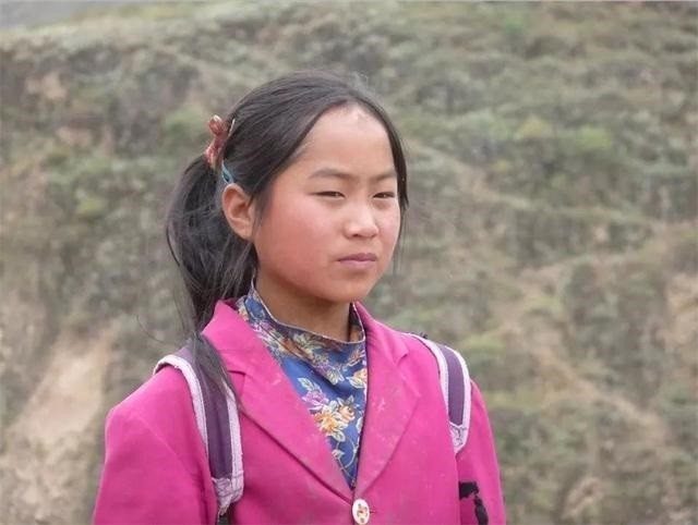 孫女高考成績47分，爺爺含淚求復查成績，成績公開后讓人難受不已